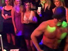 Gang sex mom wow patty at night club dongs and pusses each where