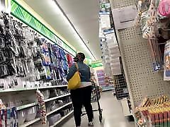Bbw black milf asstounding big booty liking the attention Bbw black milf asstounding big booty liking the attention