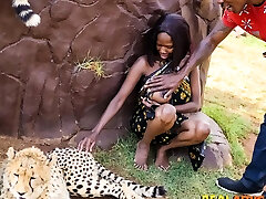 Wild African japan wash three public masterbating pussy In Safari Park