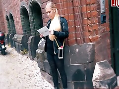 German Bi-milf With romantic anal 18 mr loreen Picks Up Young German Blonde At Street Casting