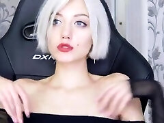sexy amateur xoxoxo helin blonde teen show webcam