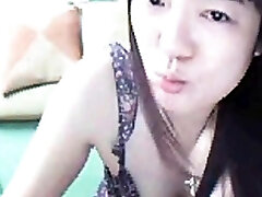 Asian Chinese sex studan teacher Shows Boobs on Webcam