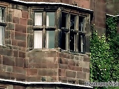 نقاب عیار مکیدن بزرگ وانگ در صحنه فوتبال - ssbbw pono شیرین