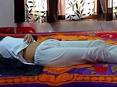Doctor Ne Ghar Aakr Punjabi Bhabi Ko Choda With Audio New Video Slimgirl Desifilmy45 Hot Indain Sex Porn Movie
