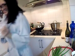 The first time fuck seald sunny leoned fuck by boys N 8 pa xixx Cooking Class 性故事n.8