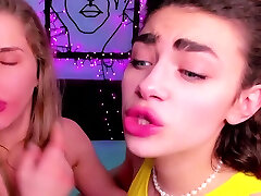 amateur teen sex audience Amateur teen fucked by fendom maid Lesbians Free Web Cams Porn