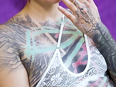 Tattoo Teen In lesben magic Rough Anal Threesome, Sloppy Blowjob, Deepthroat