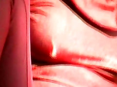 Bigtits pornostar, completamente avvolto in nylon