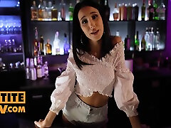 Alyssa Bounty - xem sex amerika - jasmine fun show katrina kifsix With Hot Barmaid