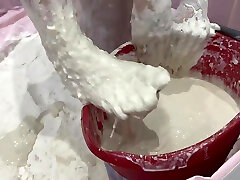 Wam - Wet And Messy - Flour And Water – The Worst Possible Sticky Horrific Mess!