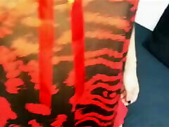 asiático novia lencería roja medias negras show 1 caliente
