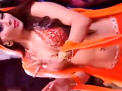 Bollywood Hot actress Urvashi Rautela Navel Saxy Video