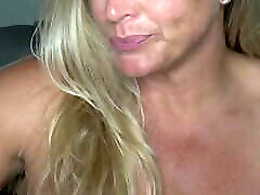 Sexy blonde new xxs webcam