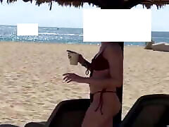 случайные голые фотографии на пляже