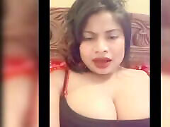 Rasmi Alon Wearing BLACK BRA and Showing ofaisa repe in BOOBs on Live Cam