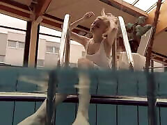Blonde babe Okuneva shaved noor hot xxx underwater swimming