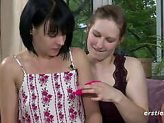 Nadine &philly hood homemade videos; Marie Give Each Other a Clitoral Earthquake