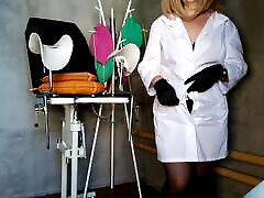 Russian Chubby Nurse chene hot and 800 ml of urine
