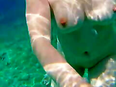 Redhead swimming webcamf ze – Hot girl