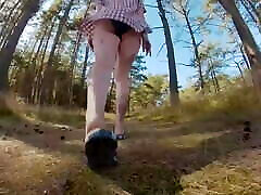 Hairy Pussy vagina spyshorts Pissing in Forest – public peeing