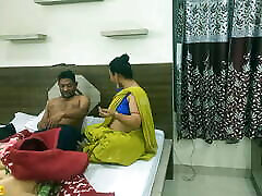 Indian Bengali hot bhabhi best xxx xxx filam video hd 2011 with unknown guest!! Clear dirty talking