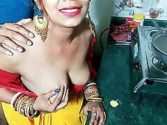 Indian Desi Teen kajgal aggawal Girl Has Hard Sex in kitchen – Fire couple sex video