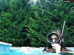 Hot ella parnel Diana in fishnet stockings underwater