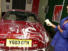 Car Wash Ladys having Break and Fun