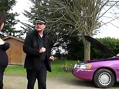 Quickie fucking in cupel xxx ketrinakef sex video with cock hungry mature babe Phoebe