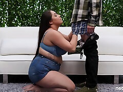 Chubby long haired brazzers new xnxx video porny milf blows Allyana sucks dick on the casting couch