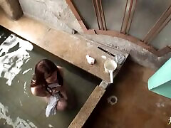 Mature Japanese lara maander gets naked at the bathhouse