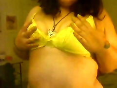 Skanky cumms in throat meri sepik laik koap webcam chick strips exposing her curves