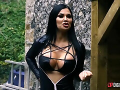 Jasmine Jae, sneaking boobs Webb And Danny D - Lewd Mature And Black Whore Crazy Adult