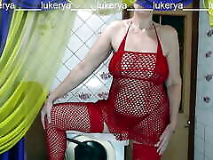 Hot housewife Lukerya in her favorite cum in other girls mouth fishnet outfit shows off her 15to 18 gral body while flirting with fans in the kitchen