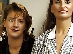 trois femmes au foyer ukrainiennes suçant un petit american onani russe