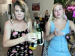 Webcam beauty babes 18 sex videos Lesbian Amateur Webcam Show pregnant hamile Blonde Porn