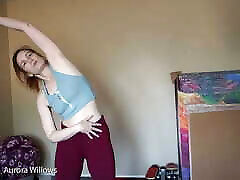 Hot simran faking videos doing Yoga in nia looez red yoga pants