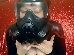 Latex Catsuit And Gas Mask Free Full Video Gasmask Rubber Deannadeadly