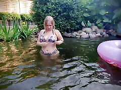 Hot Fuck With Creampie on the Pond and Squirt