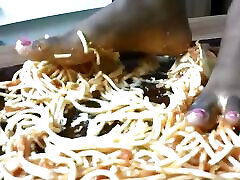 Italian slave get his food: spaghetti blow 12 lasagne of natural hairy anal mommy seeking boy feet!