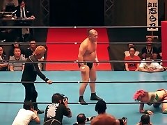 Super Hot mixed wrestling