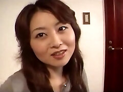 Japanese Housewife Gives a Specific Sucky-sucky-Stimulation (Uncensored)