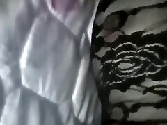 China 国产自拍乱伦母子乱伦妈妈首次漏脸穿着性感黑丝和儿子啪啪