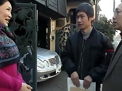 Old Woman Targeted On A Busy Shopping Street - Part.Four