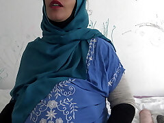 Algerian slut wants to drill every day while she's pregnant