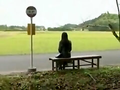 Deux chaudes lesbiennes en bus