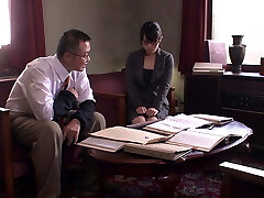 No way! Chinese secretary creampied by her boss at work!