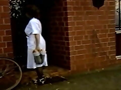 étape classique maman gros seins squirt