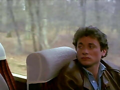 صورتی استوارت, در اتوبوس