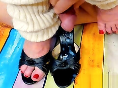 shoesex avec vintage vrai mules baggy réchauffeurs de jambe et inshoe éjaculation